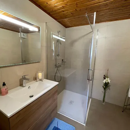 Jaune Et Rose-4 By Interhome アパート マルコルスハイム