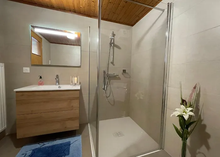 Apartament Jaune Et Rose-4 By Interhome *